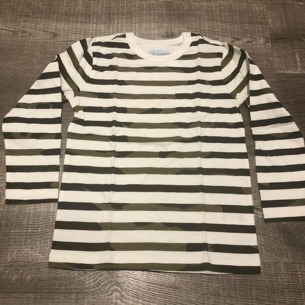 ✨NEW✨ Crewcuts long sleeve camo striped shirt